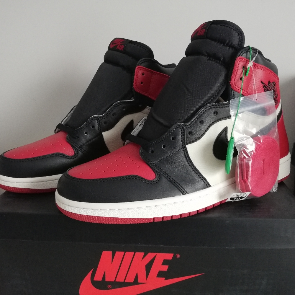 Jordan 1 bred toe